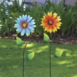 Enchanted Garden™ Flower Garden Spinner Stake - Assorted Styles -Home N Garden Joy Sales 2774005 LJJ162A LS 01